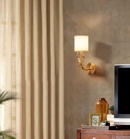 Brass Deer Head Wall Light - NexioPick