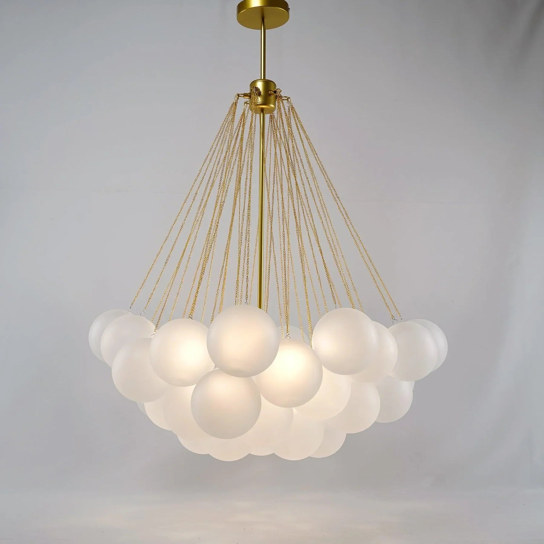 Bubble Chandelier - NexioPick