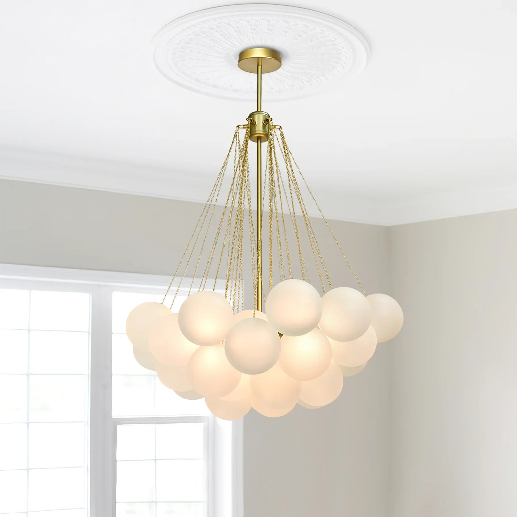 Bubble Chandelier - NexioPick