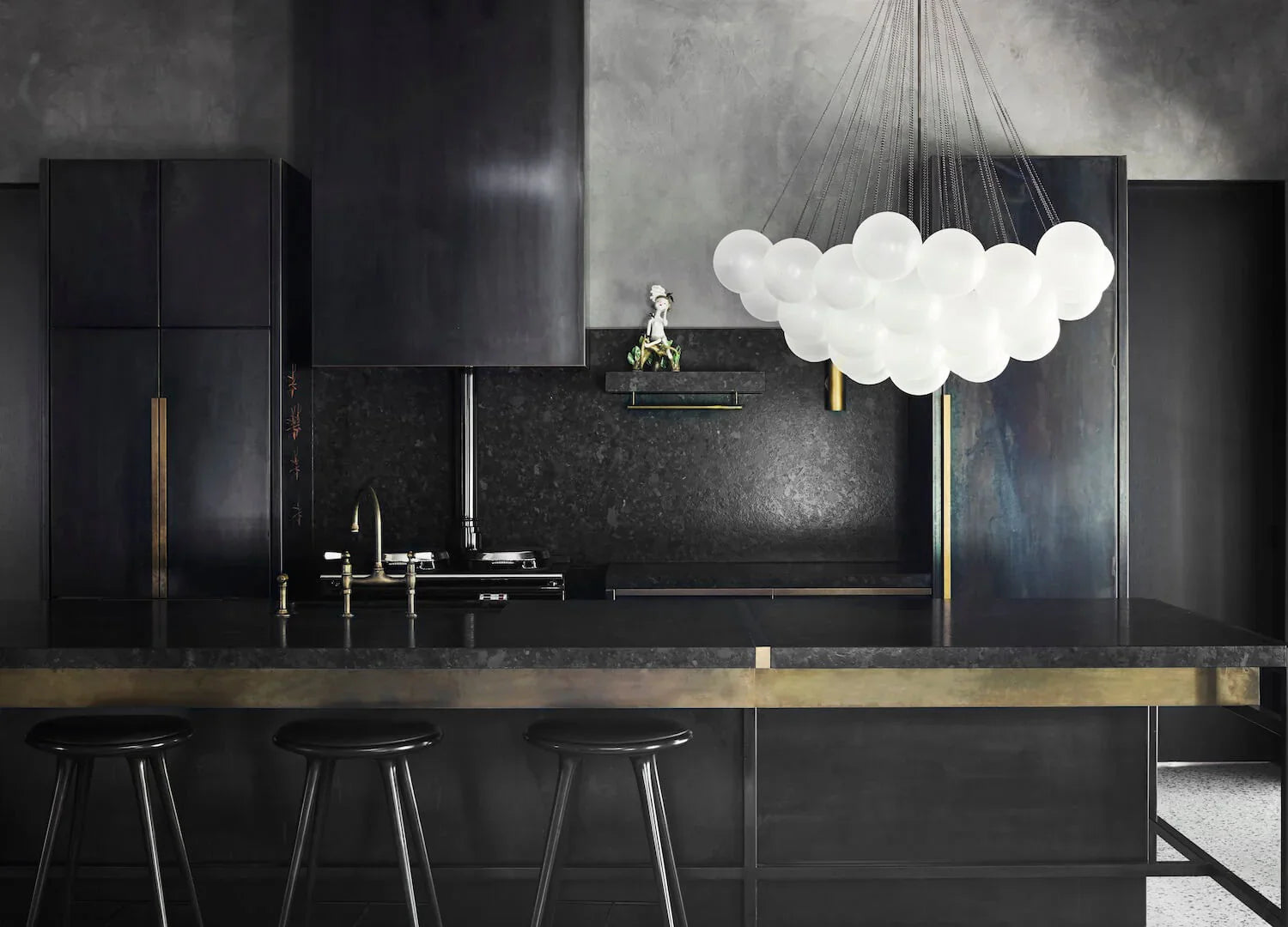 Bubble Chandelier - NexioPick