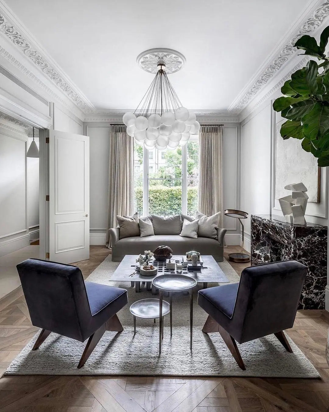 Bubble Chandelier - NexioPick