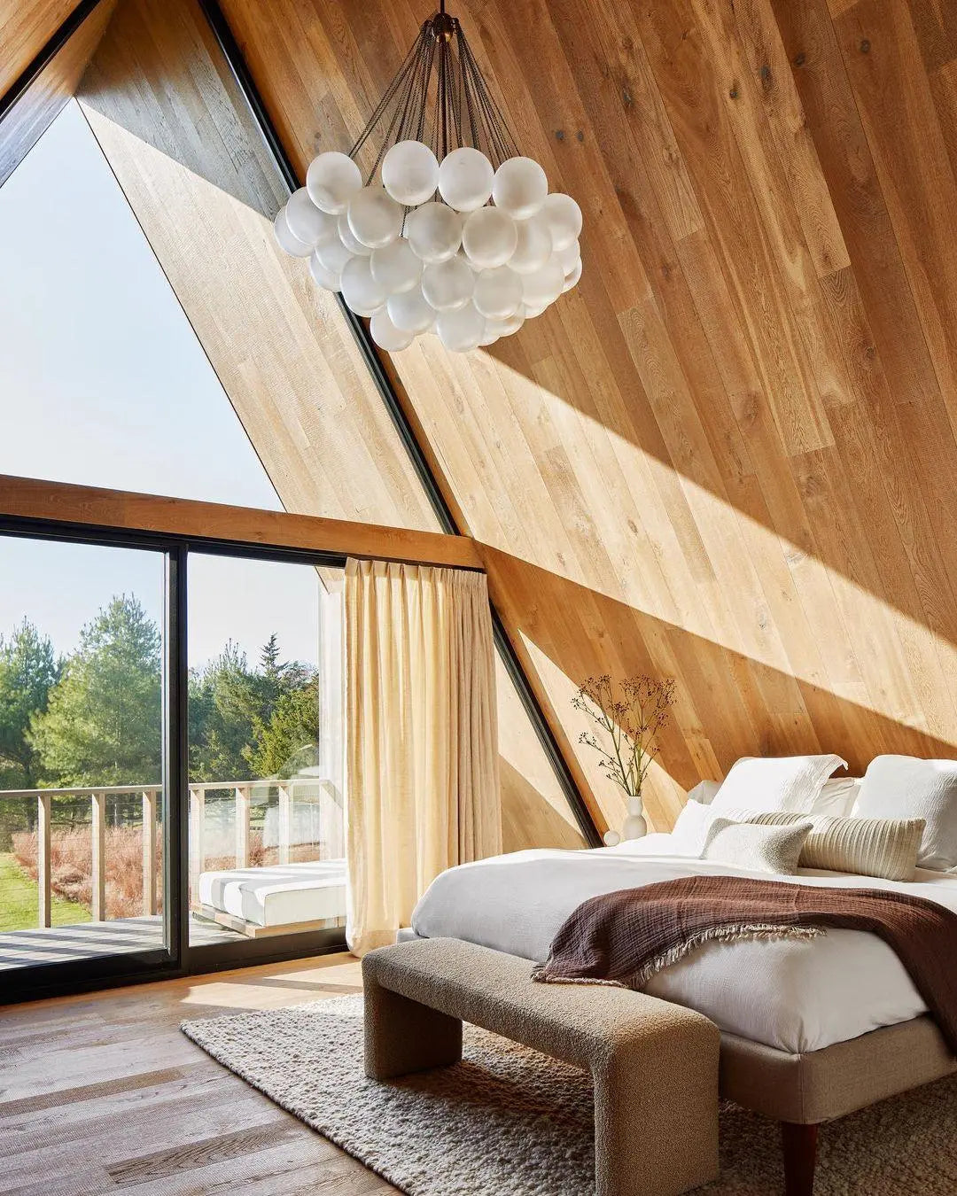 Bubble Chandelier - NexioPick