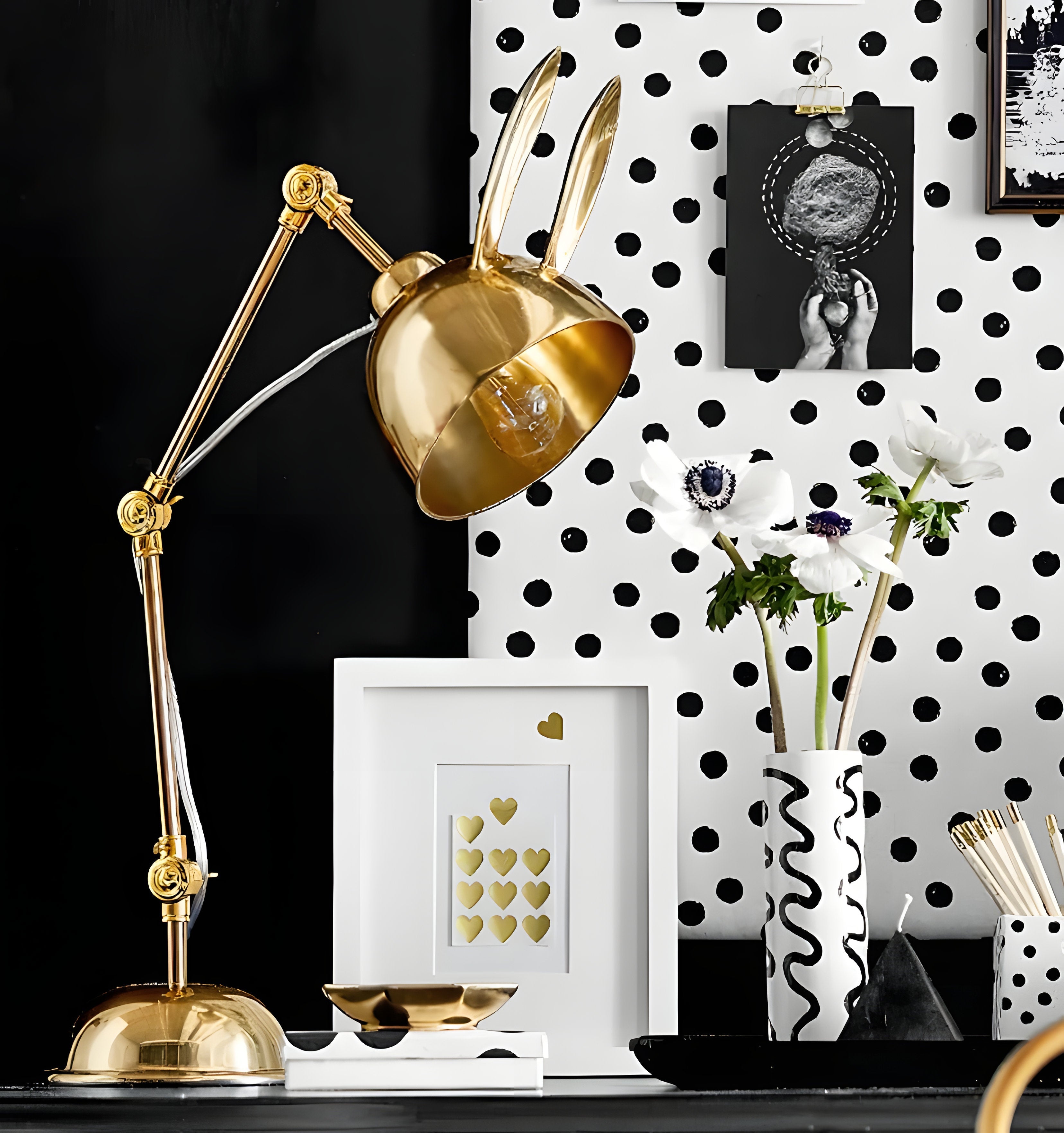 Bunny Table Lamp - NexioPick