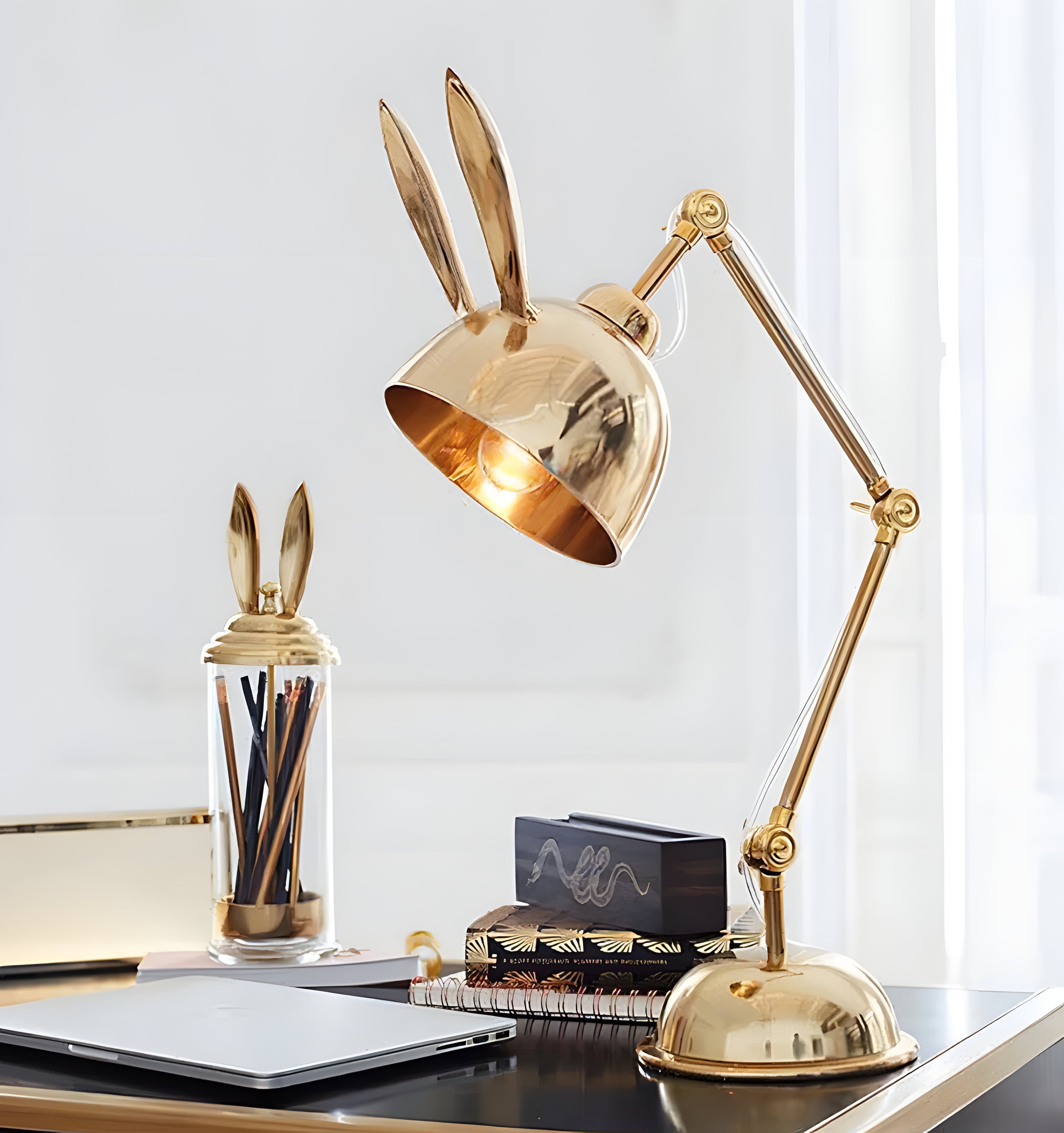 Bunny Table Lamp - NexioPick