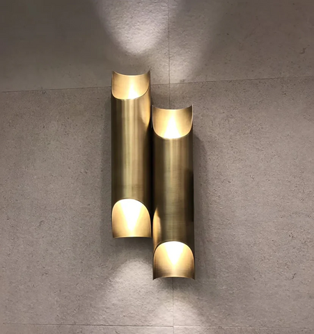 Callahan Brass Wall Lamp - NexioPick