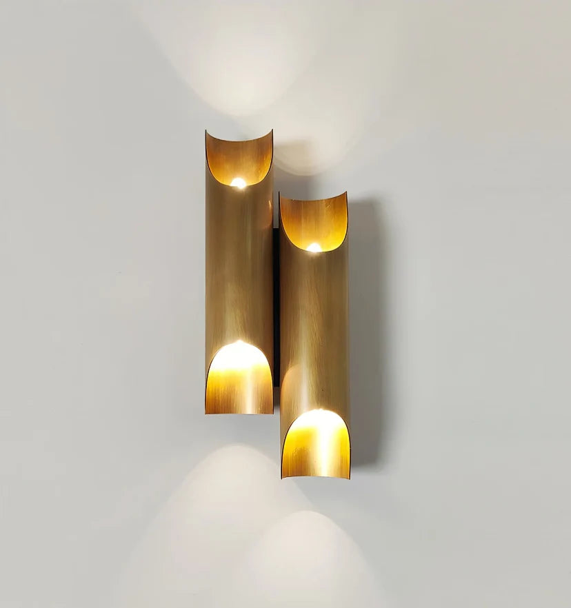 Callahan Brass Wall Lamp - NexioPick