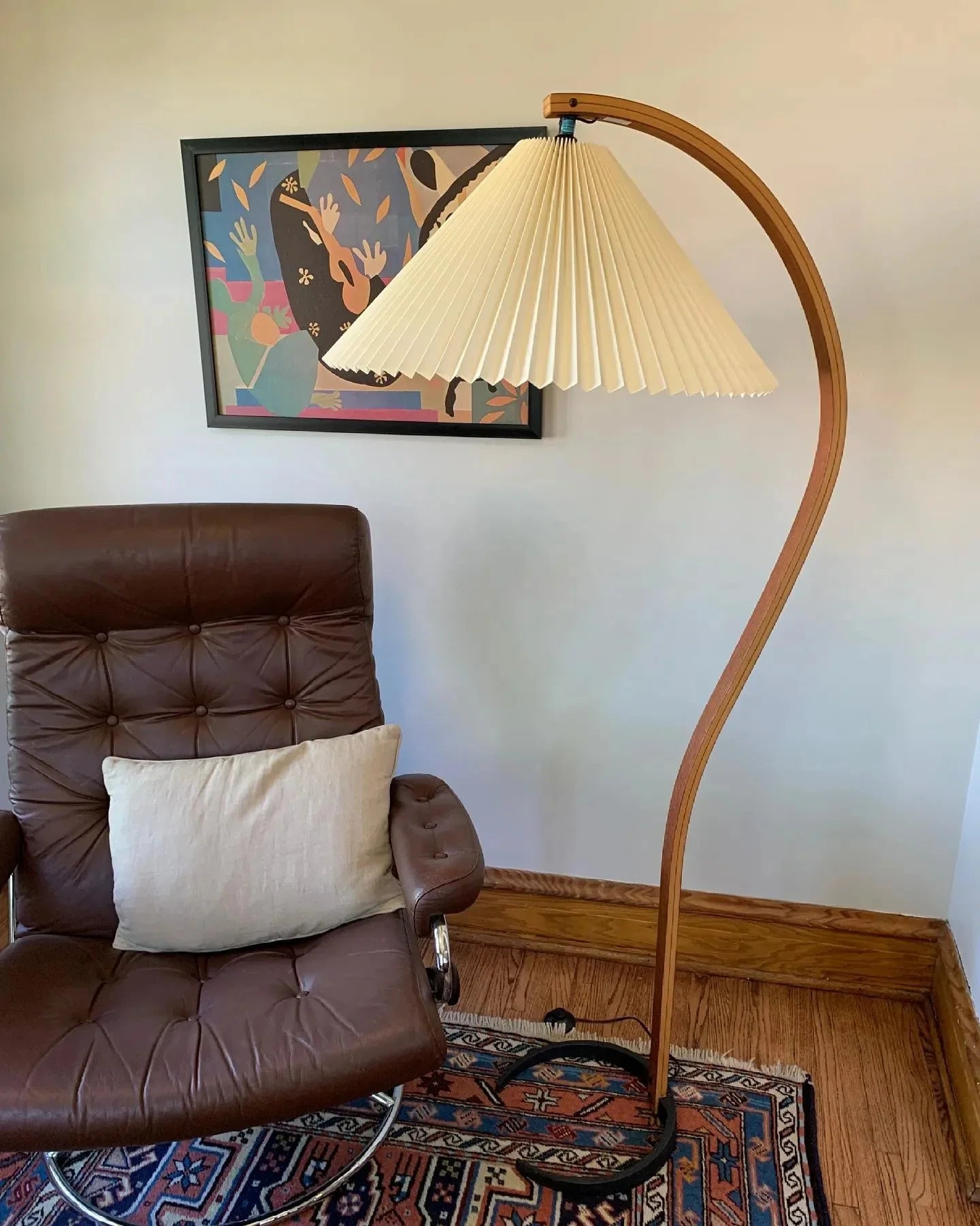 Caprani Floor Lamp - NexioPick