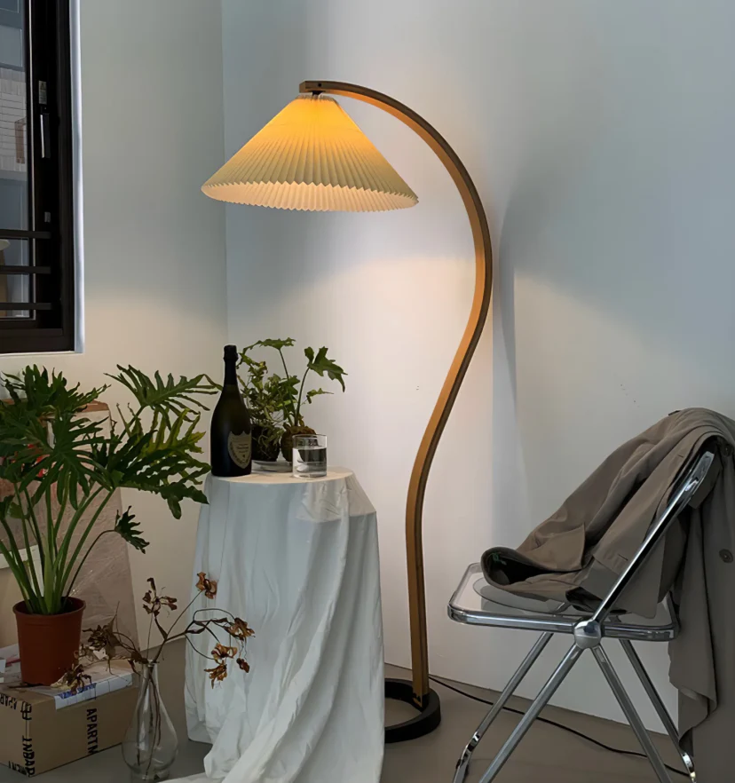 Caprani Floor Lamp - NexioPick