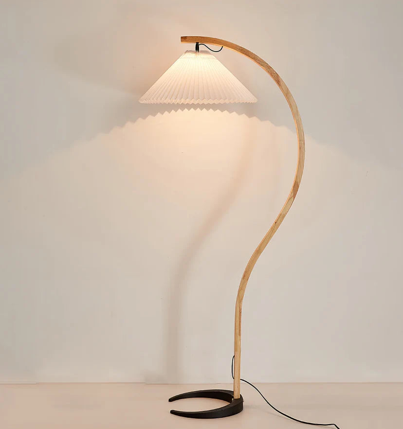 Caprani Floor Lamp - NexioPick