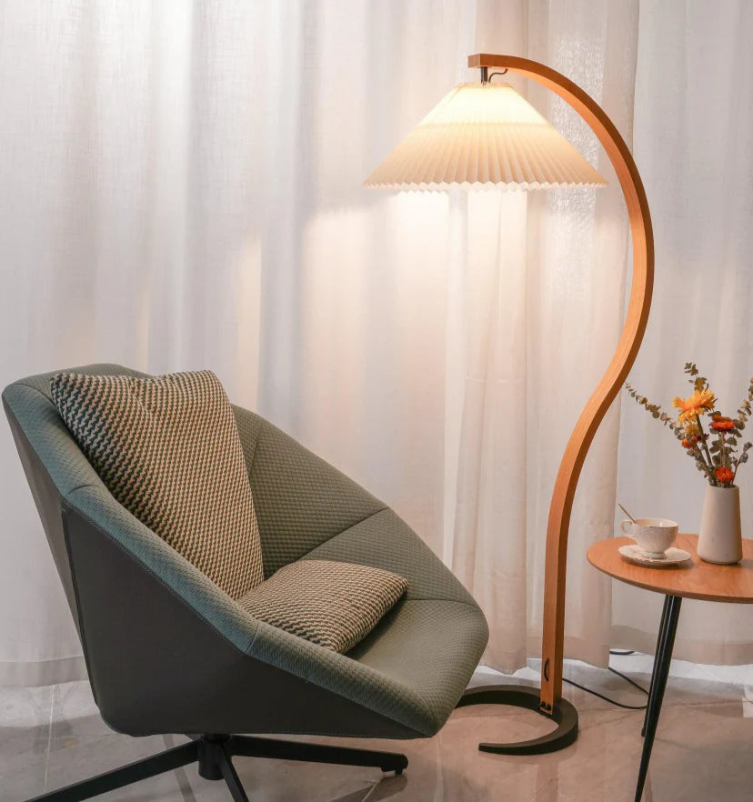 Caprani Floor Lamp - NexioPick