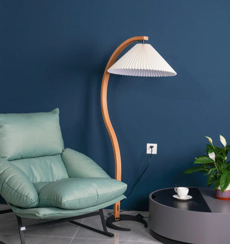 Caprani Floor Lamp - NexioPick