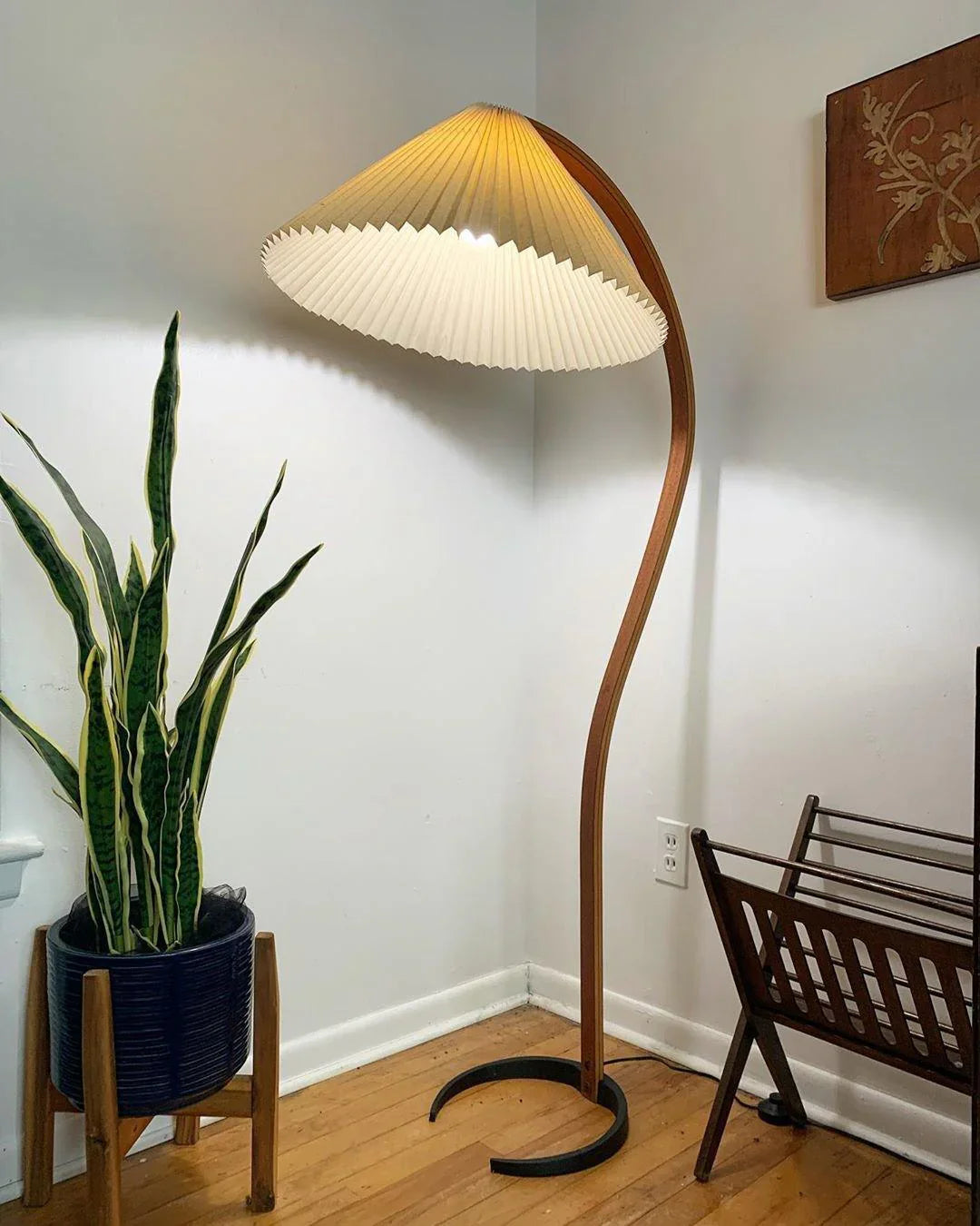 Caprani Floor Lamp - NexioPick