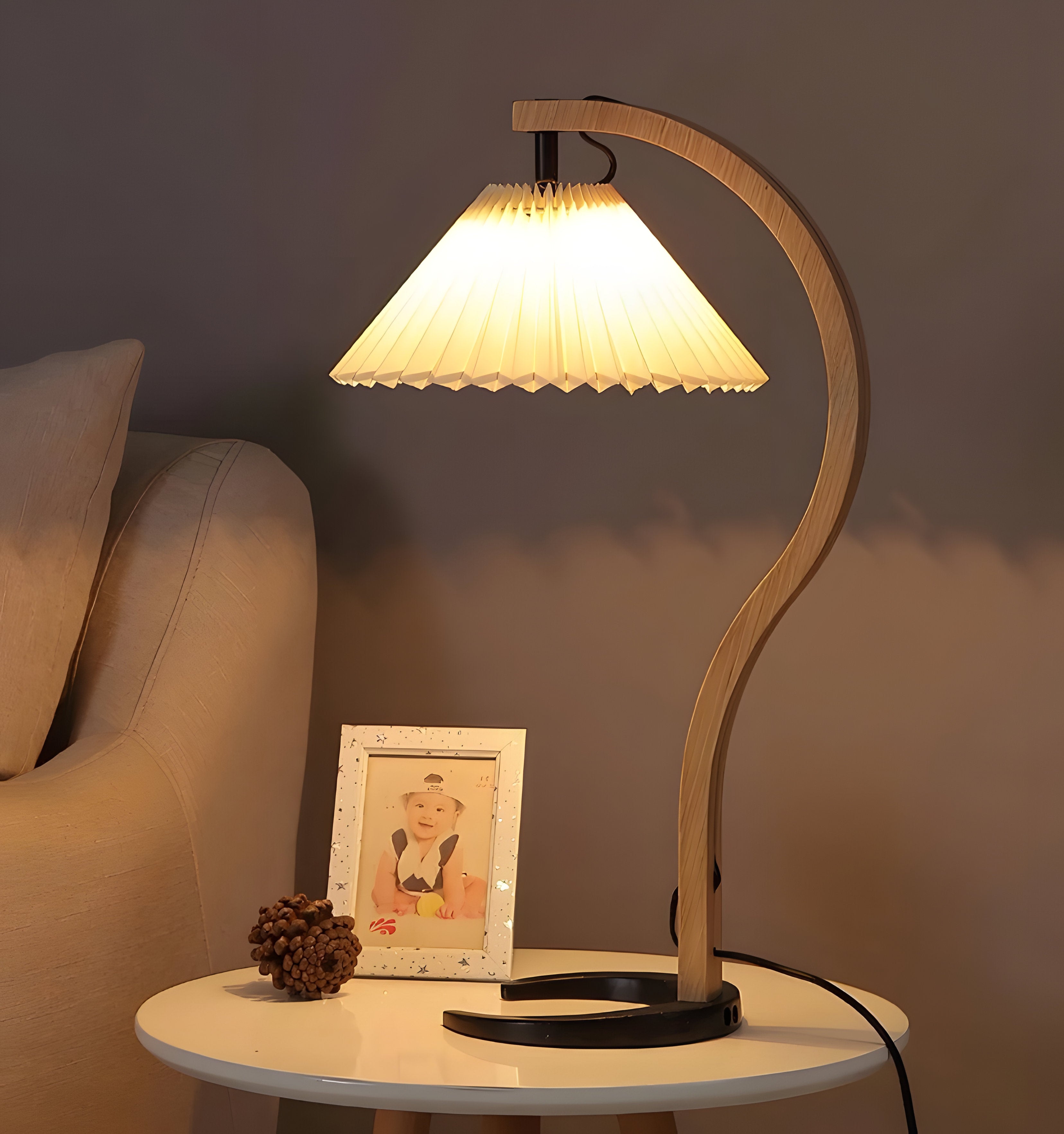 Caprani Table Lamp - NexioPick