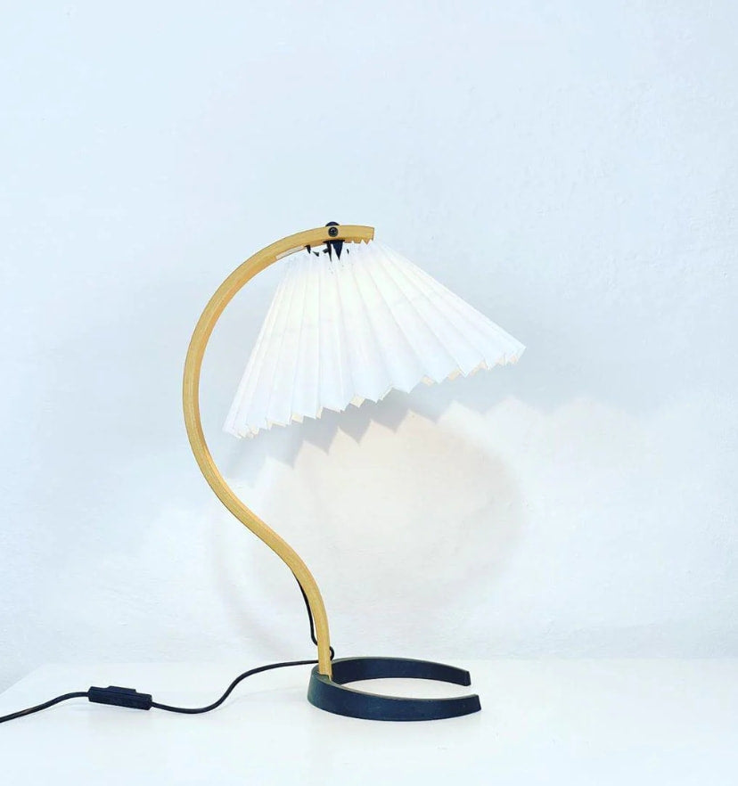 Caprani Table Lamp - NexioPick