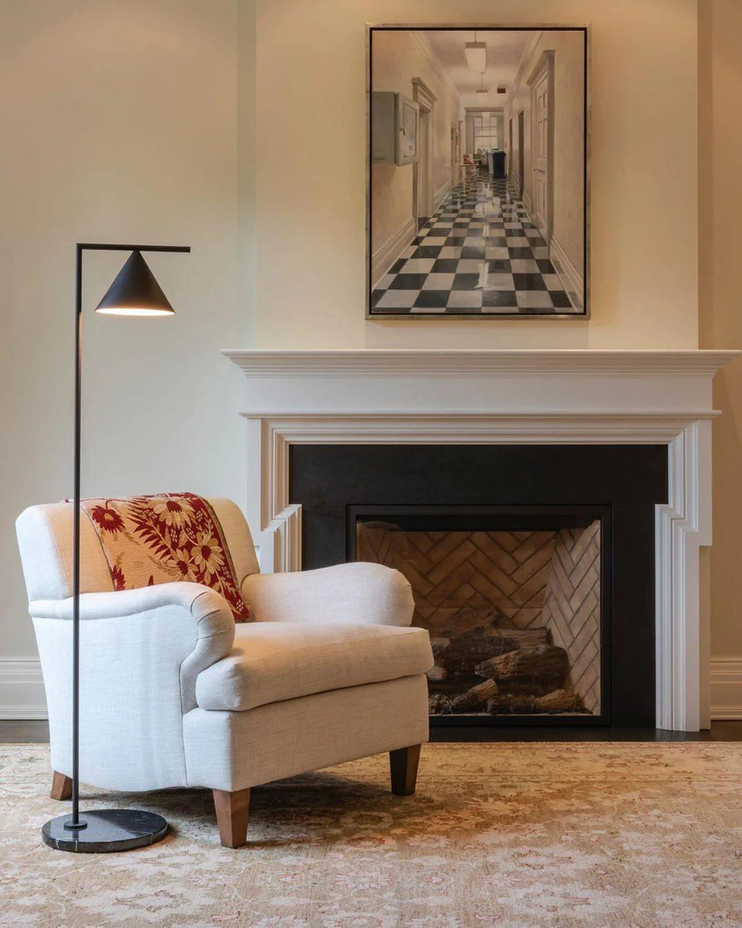 Captain Flint Floor Lamp - NexioPick