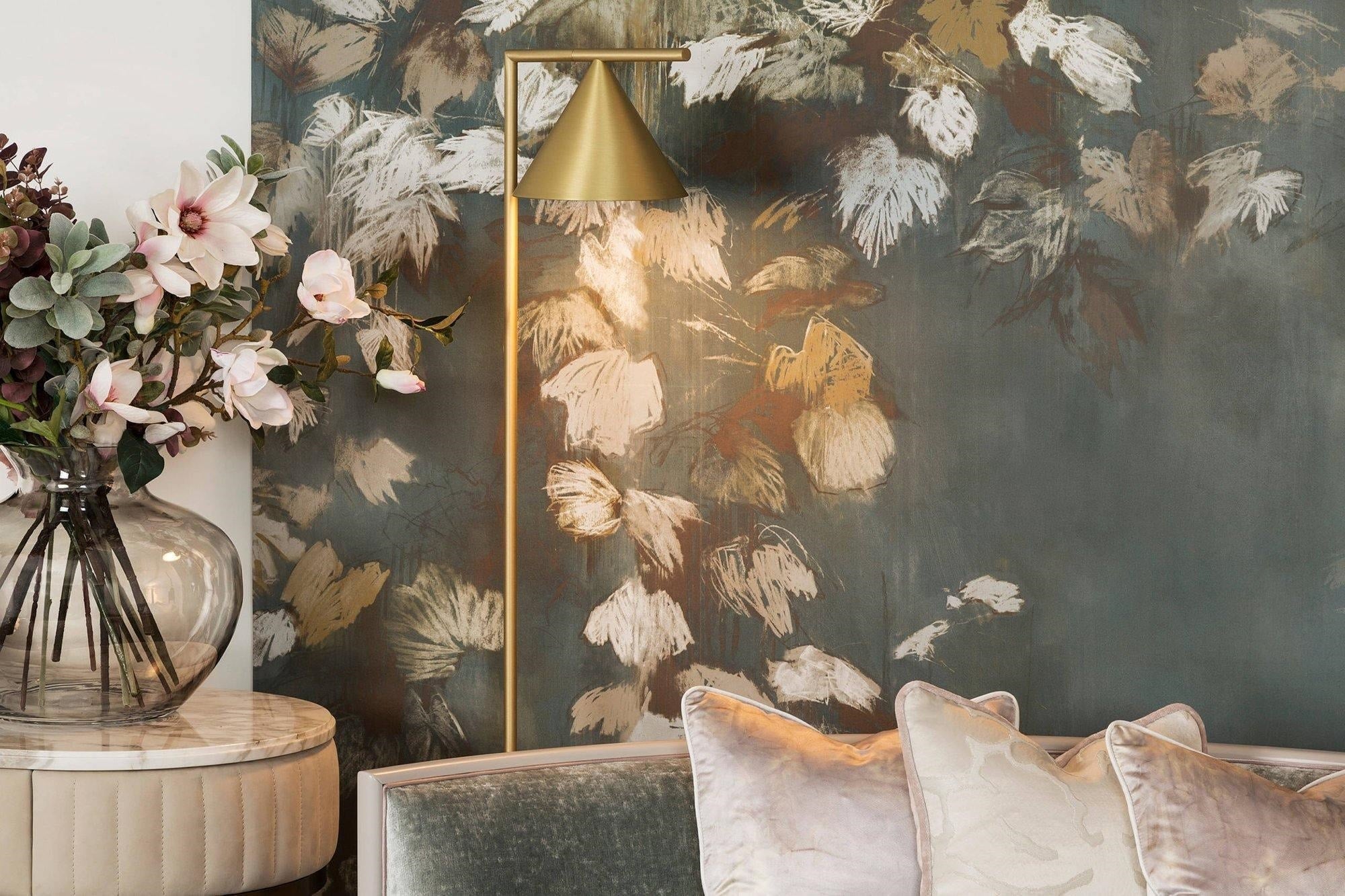 Captain Flint Floor Lamp - NexioPick