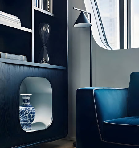 Captain Flint Floor Lamp - NexioPick