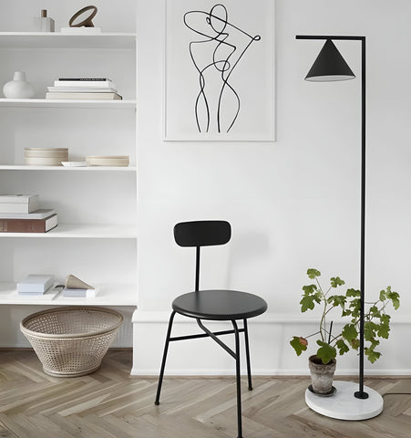 Captain Flint Floor Lamp - NexioPick