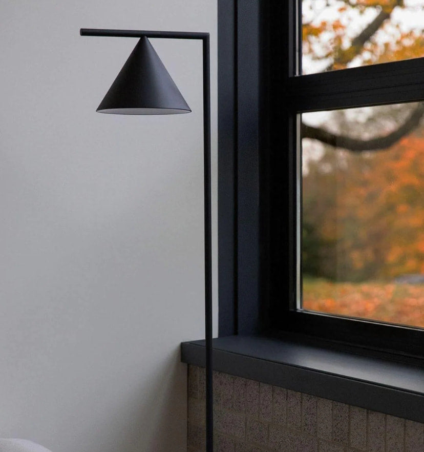 Captain Flint Floor Lamp - NexioPick