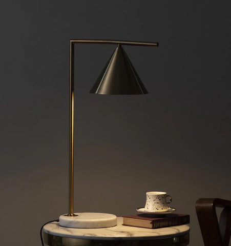 Captain Flint Table Lamp - NexioPick