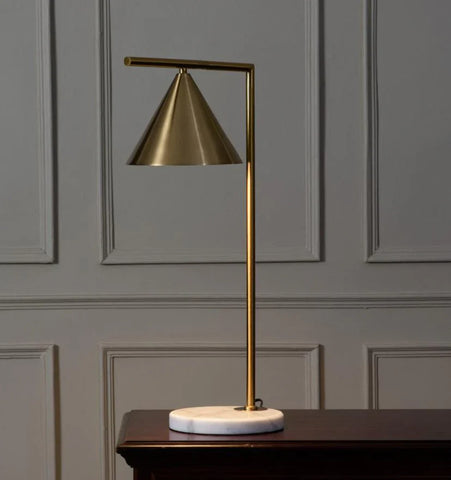 Captain Flint Table Lamp - NexioPick