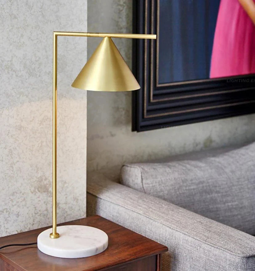 Captain Flint Table Lamp - NexioPick