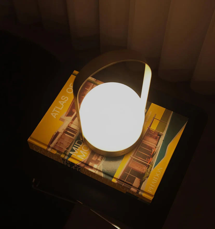 Carrie Built-in Battery Table Lamp - NexioPick