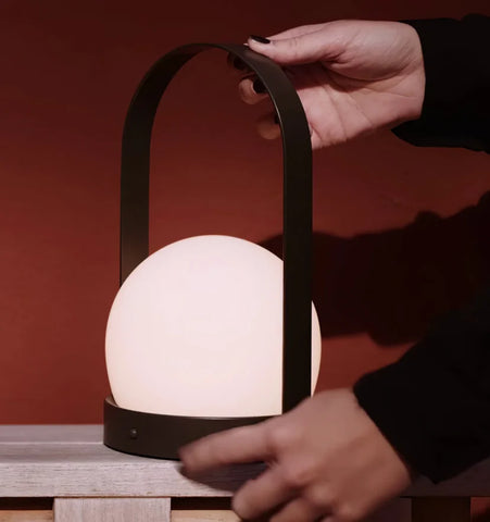 Carrie Built-in Battery Table Lamp - NexioPick