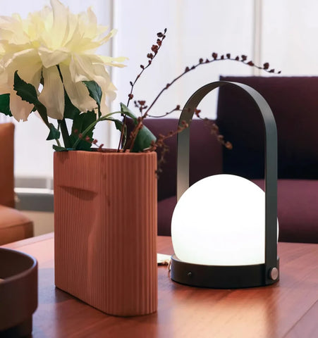 Carrie Built-in Battery Table Lamp - NexioPick