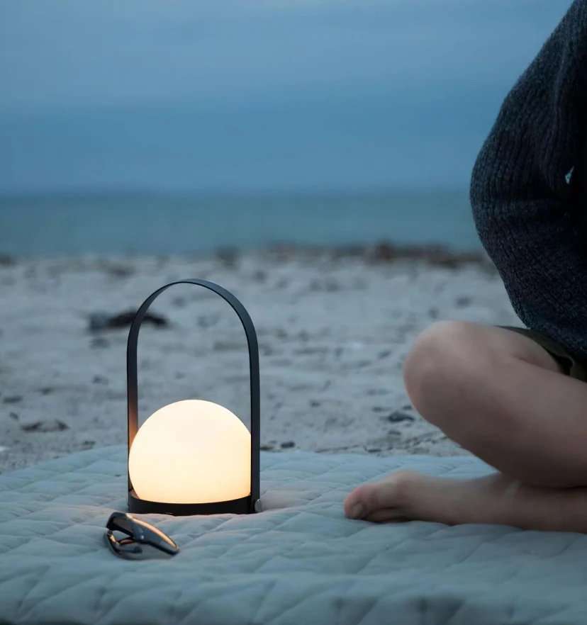 Carrie Built-in Battery Table Lamp - NexioPick