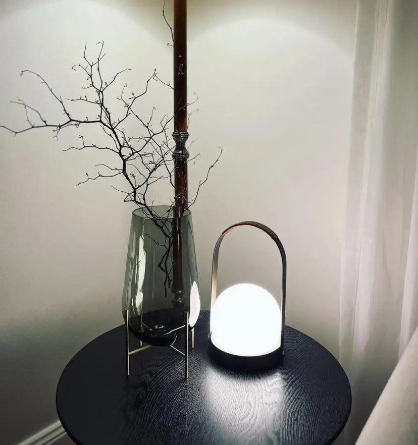 Carrie Built-in Battery Table Lamp - NexioPick