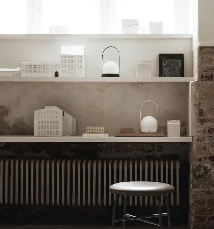 Carrie Built-in Battery Table Lamp - NexioPick