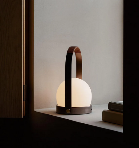 Carrie Built-in Battery Table Lamp - NexioPick