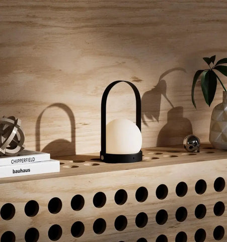 Carrie Built-in Battery Table Lamp - NexioPick