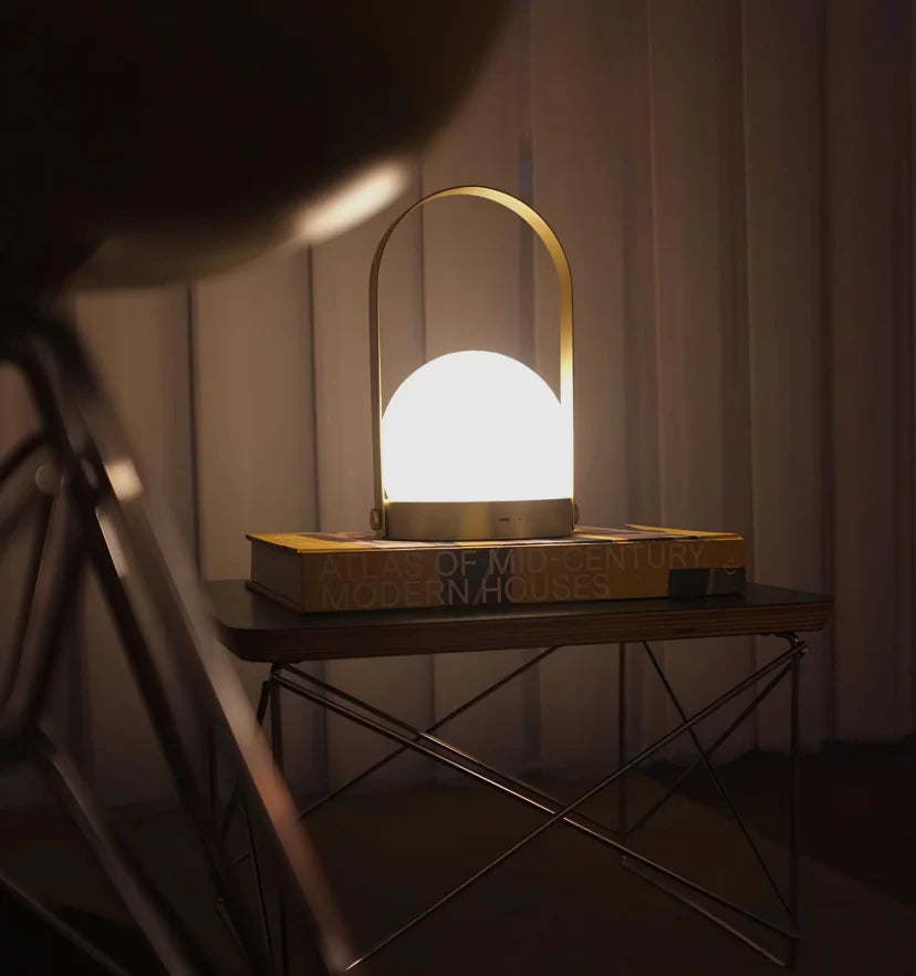 Carrie Built-in Battery Table Lamp - NexioPick
