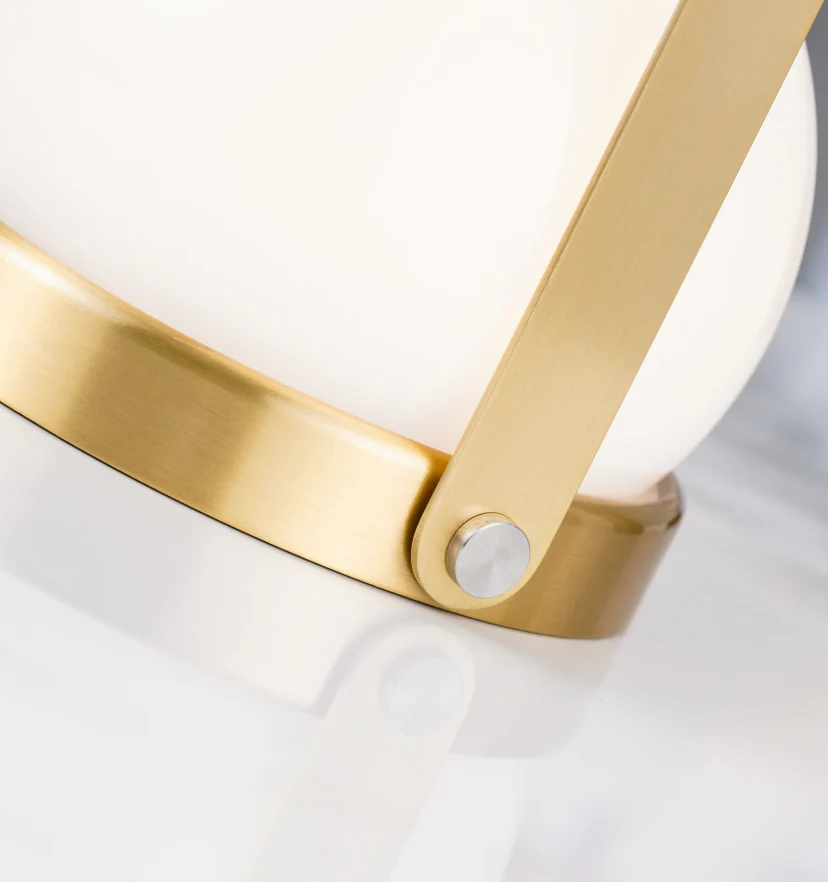 Carrie Built-in Battery Table Lamp - NexioPick