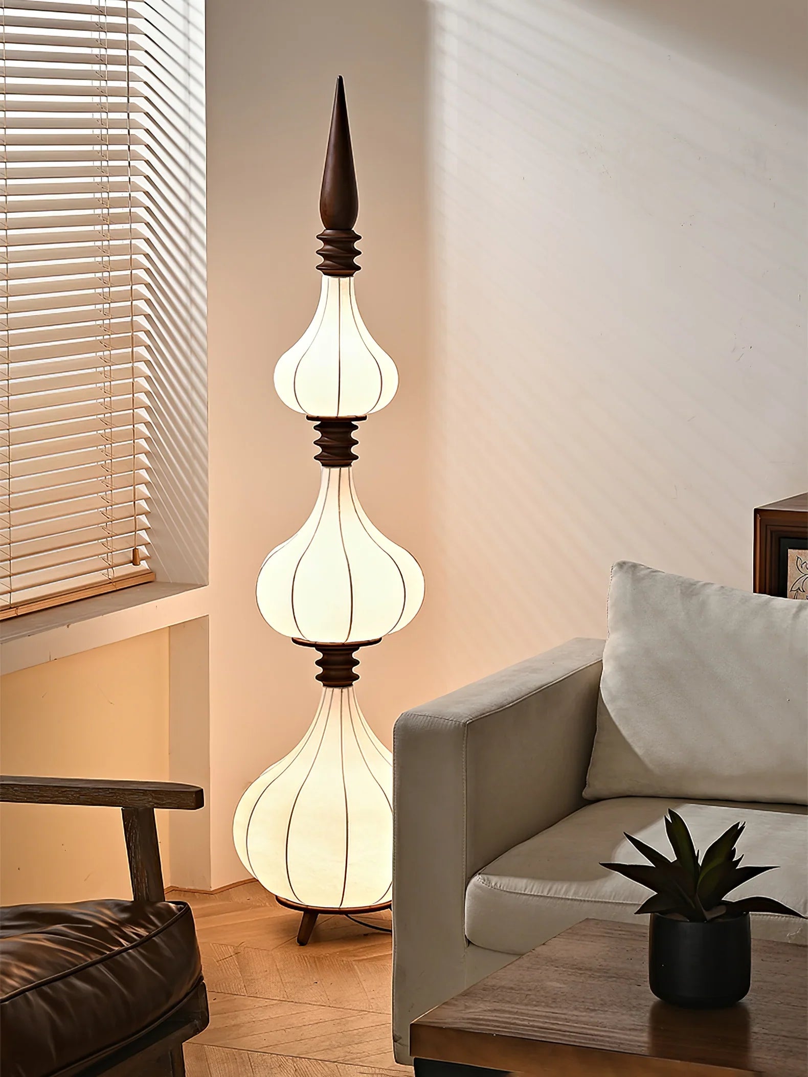 Cassia Floor Lamp - NexioPick