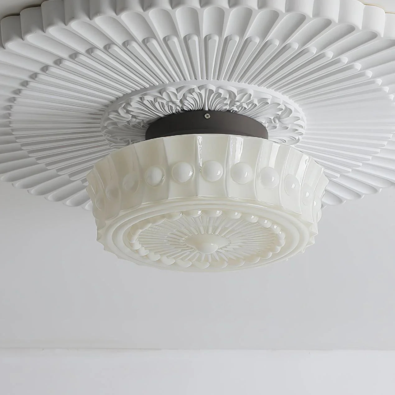 Charles Edwards Ceiling Lamp - NexioPick