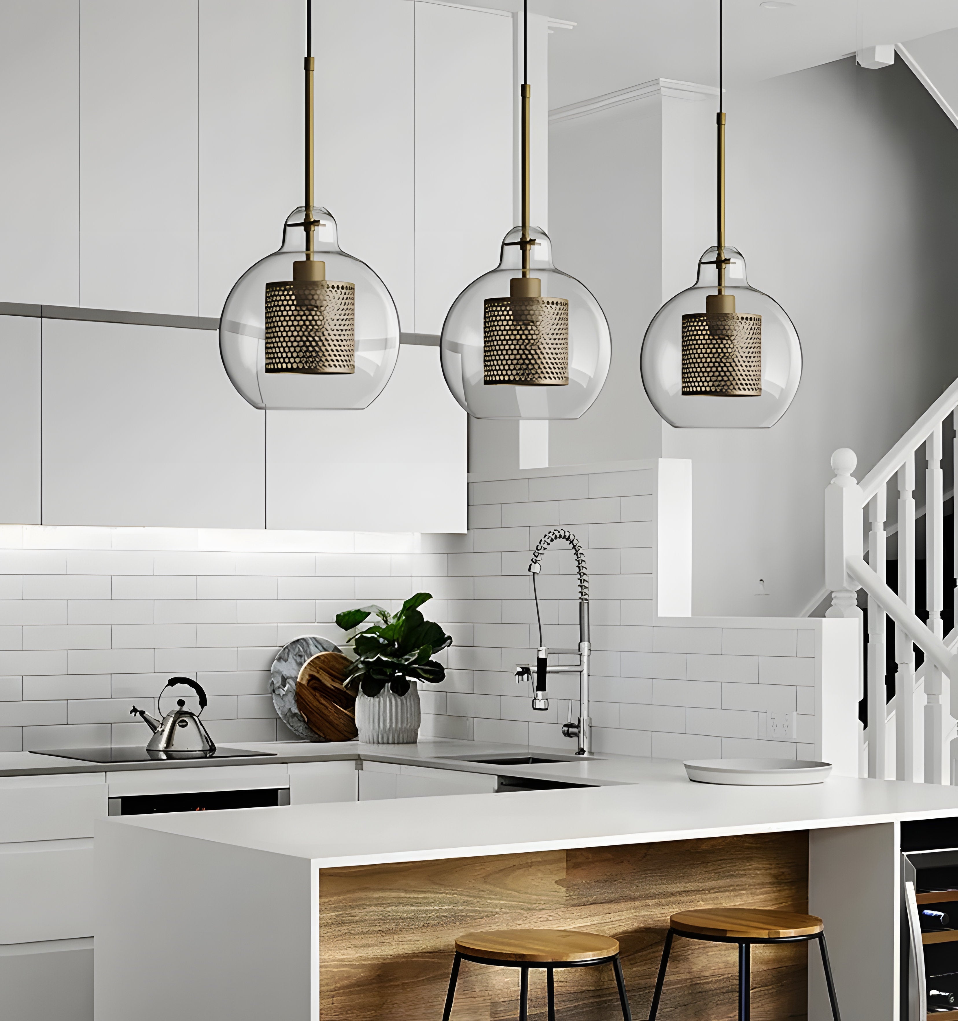 Chiswick Glass Pendant Light - NexioPick