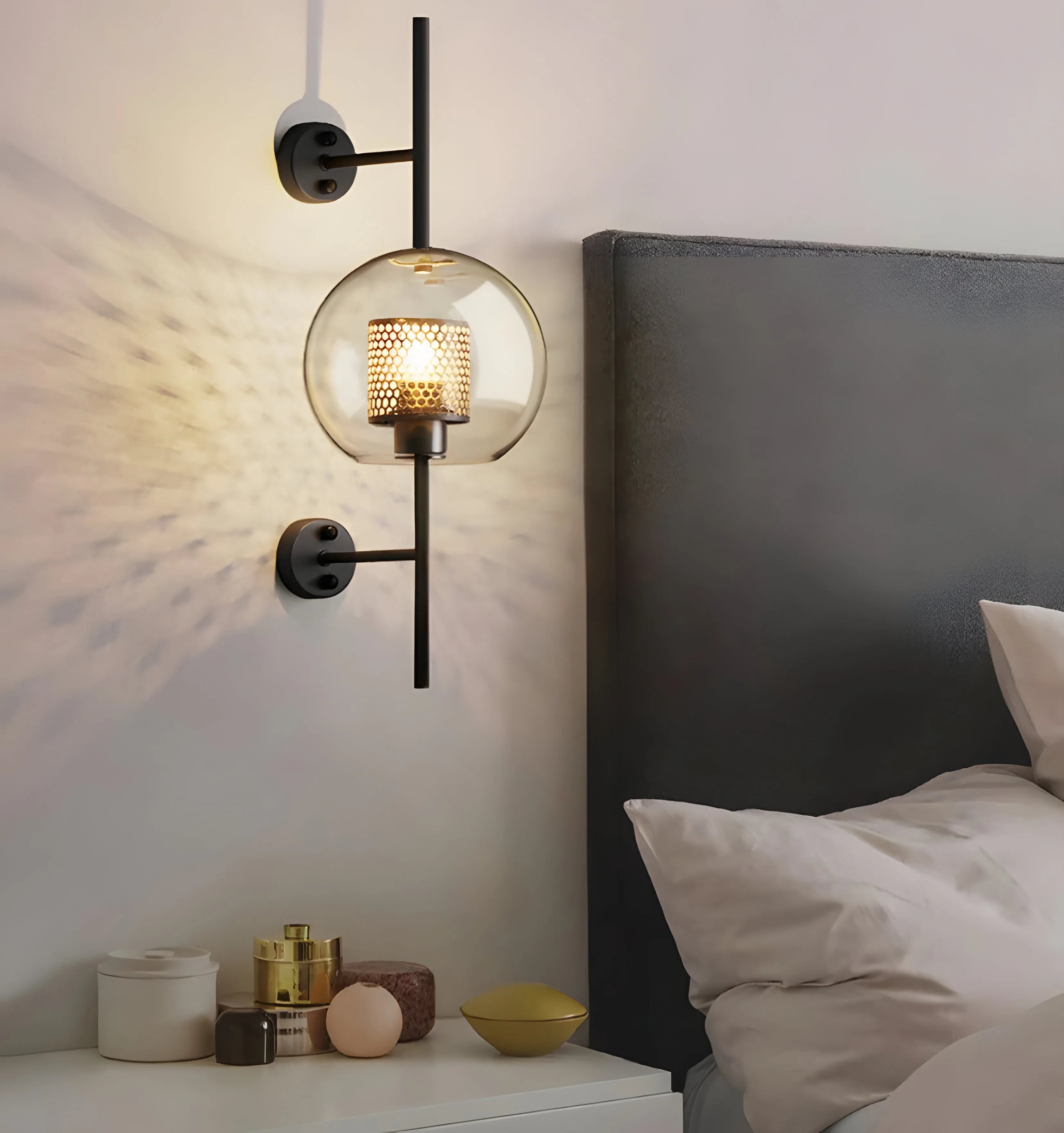 Chiswick Glass Wall Light - NexioPick