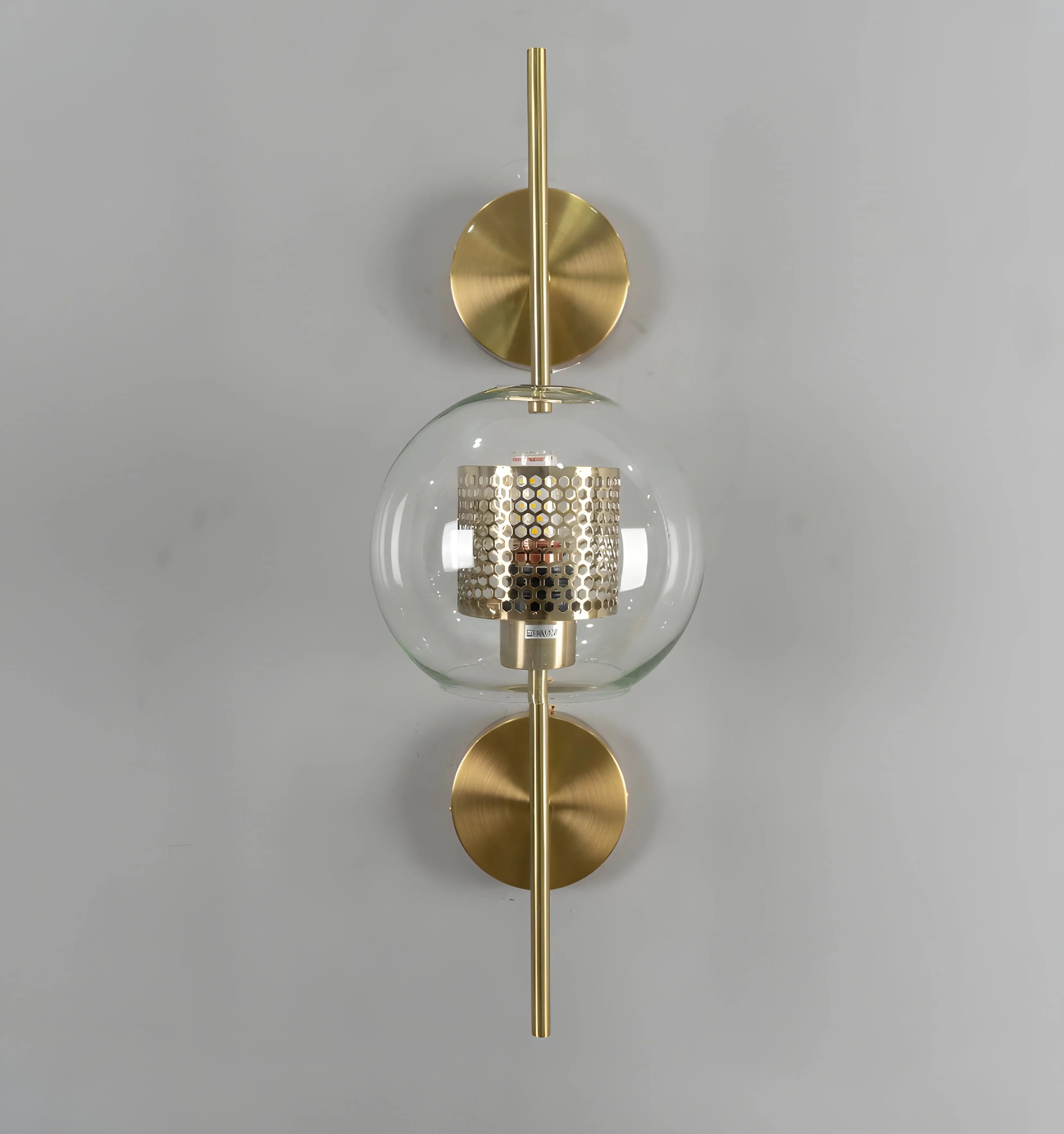 Chiswick Glass Wall Light - NexioPick