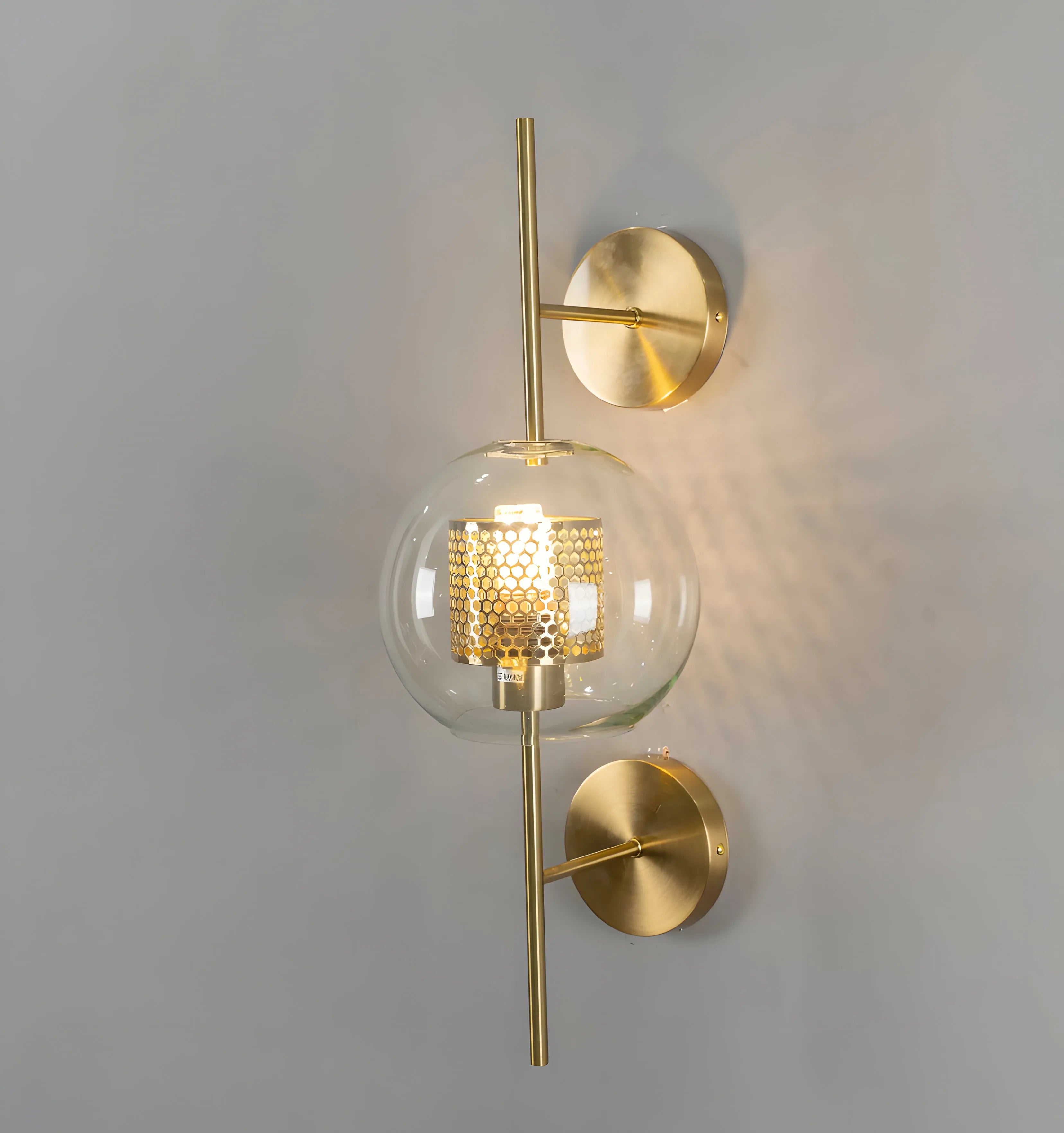 Chiswick Glass Wall Light - NexioPick