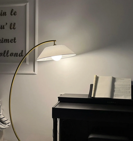 Circo Floor Lamp - NexioPick