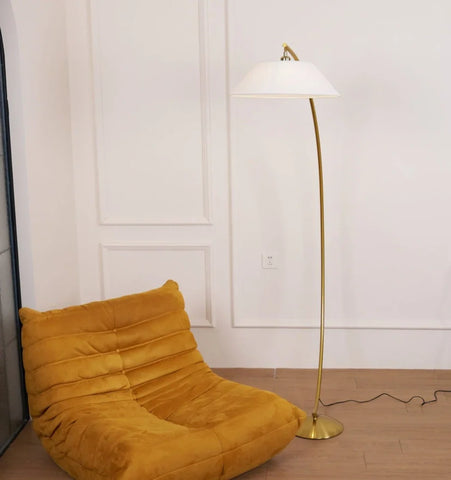 Circo Floor Lamp - NexioPick