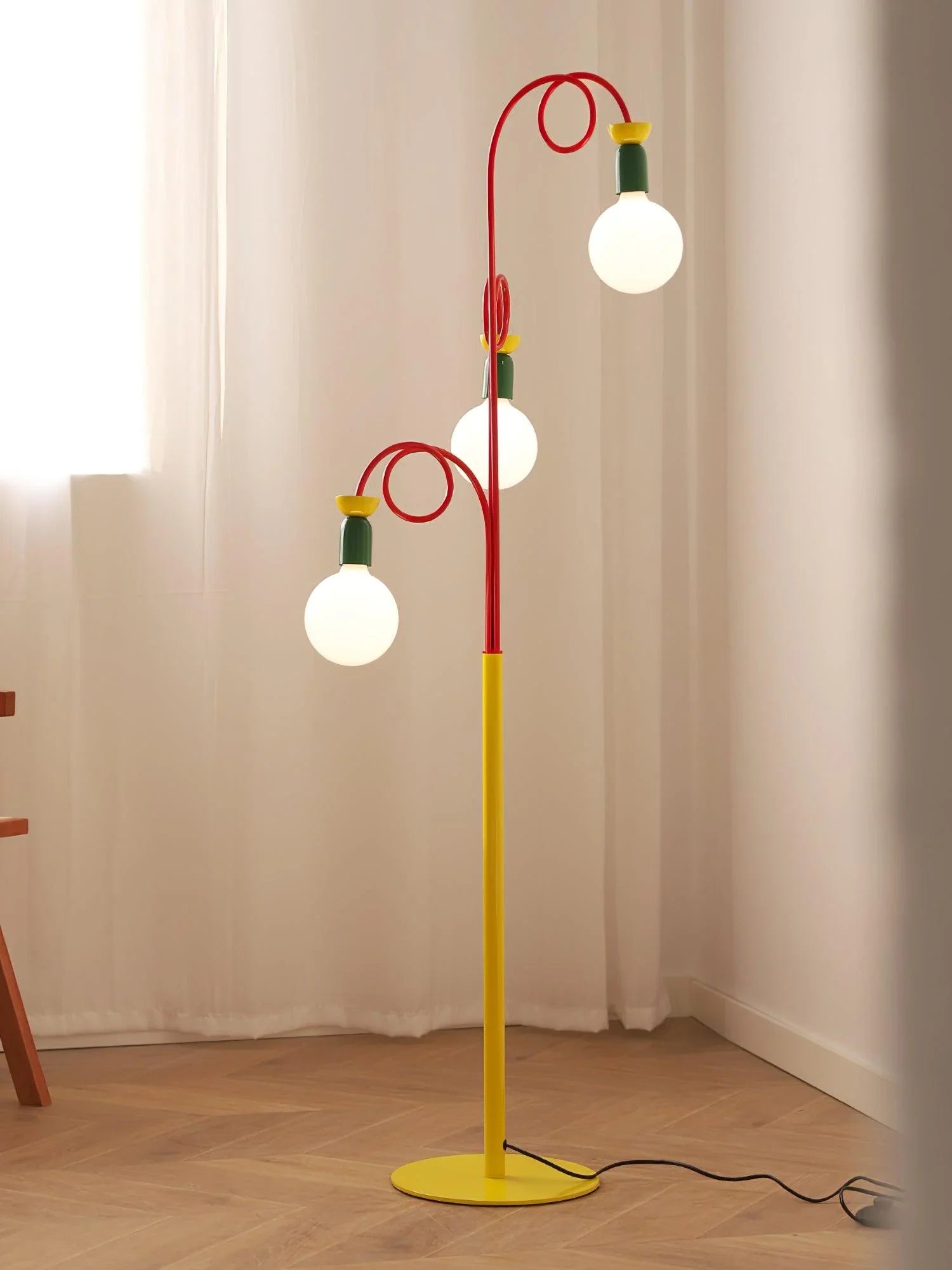 Circulo Play Floor Lamp - NexioPick