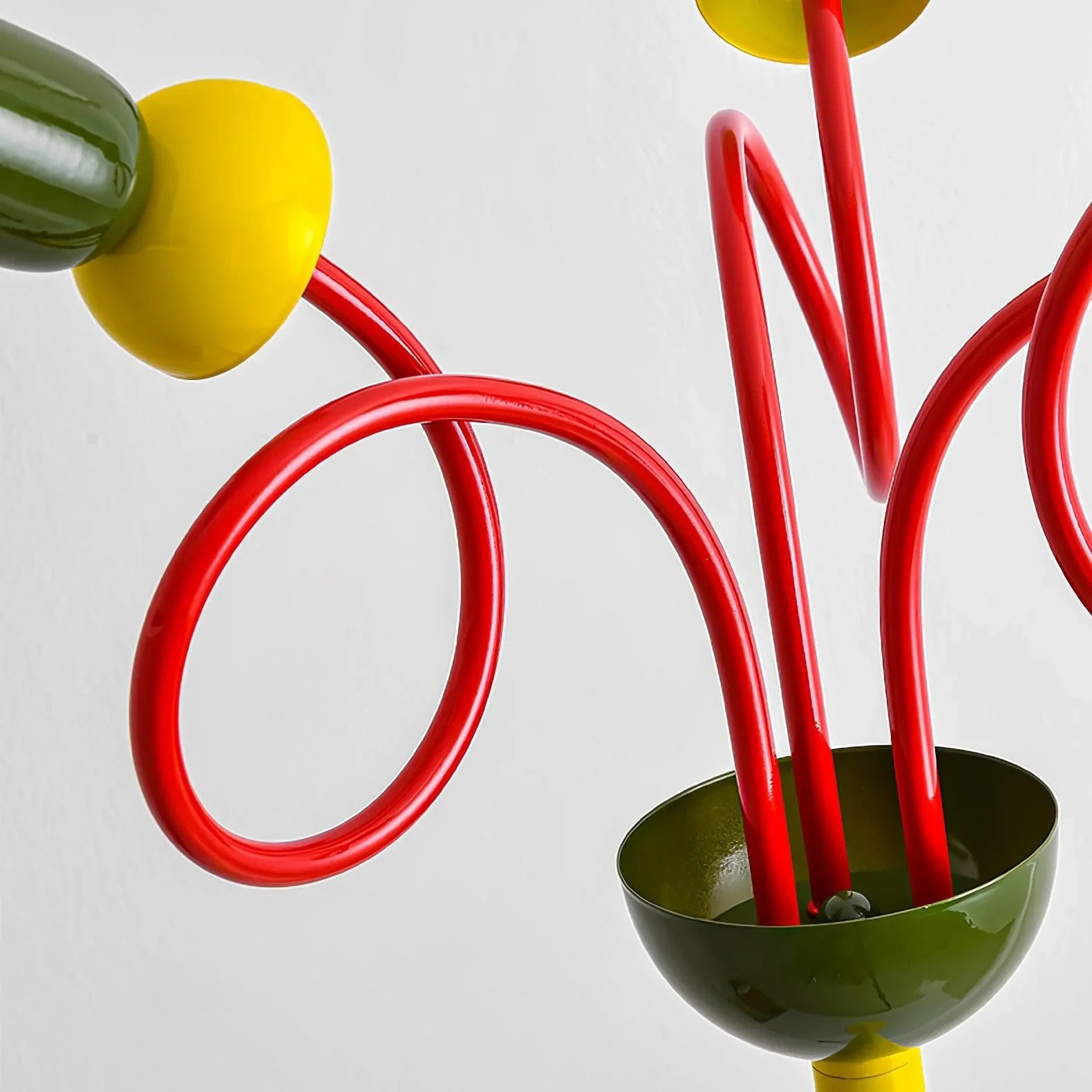 Circulo Play Floor Lamp - NexioPick