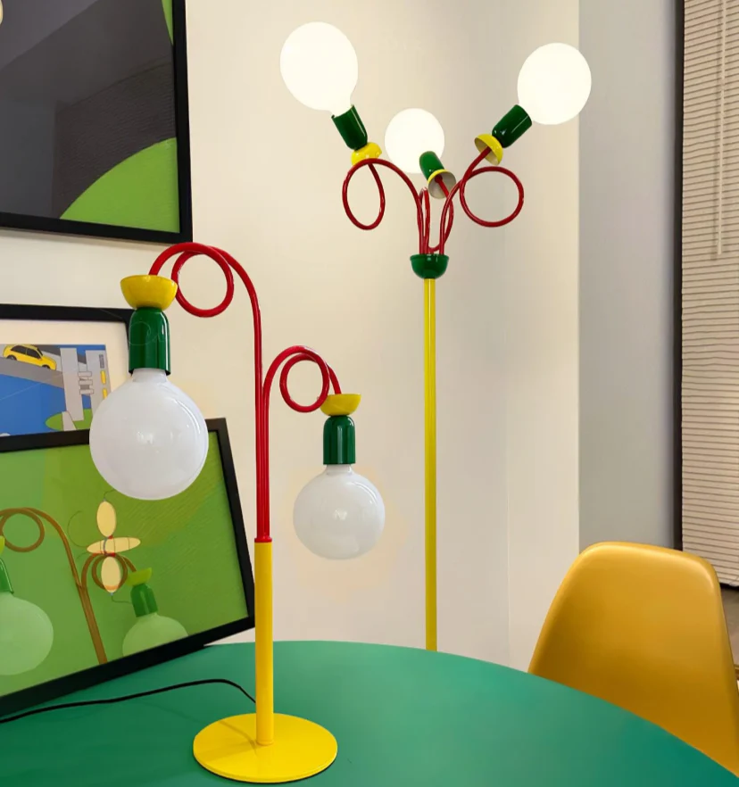 Circulo Play Table Lamp - NexioPick