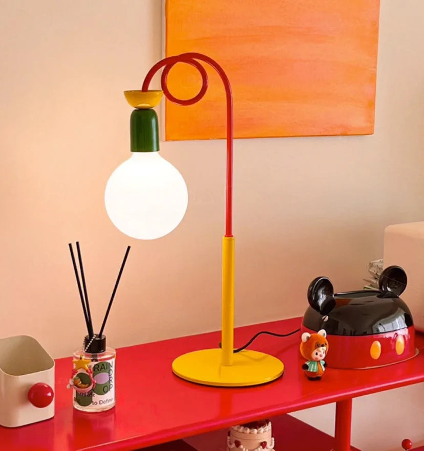 Circulo Play Table Lamp - NexioPick