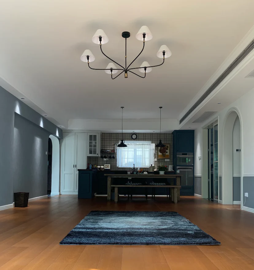 Collins Chandelier - NexioPick