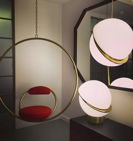 Crescent Pendant Lamp - NexioPick